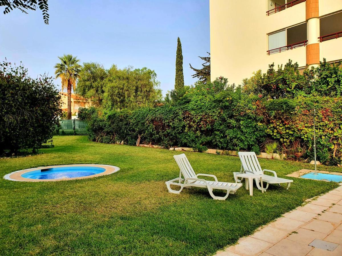 Zarco - Cosy In Vilamoura With A Balcony With View To The 2 Swimming Pools - Near The & The Marina Apartment *