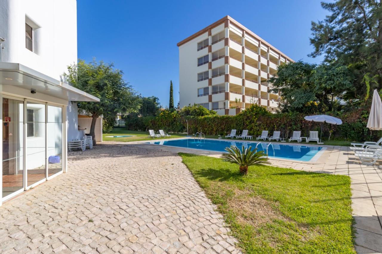 Zarco - Cosy In Vilamoura With A Balcony With View To The 2 Swimming Pools - Near The & The Marina Apartment