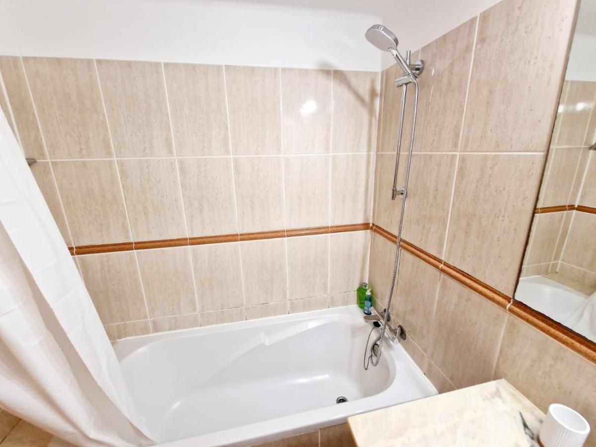 Apartment Zarco - Cosy In Vilamoura With A Balcony With View To The 2 Swimming Pools - Near The & The Marina