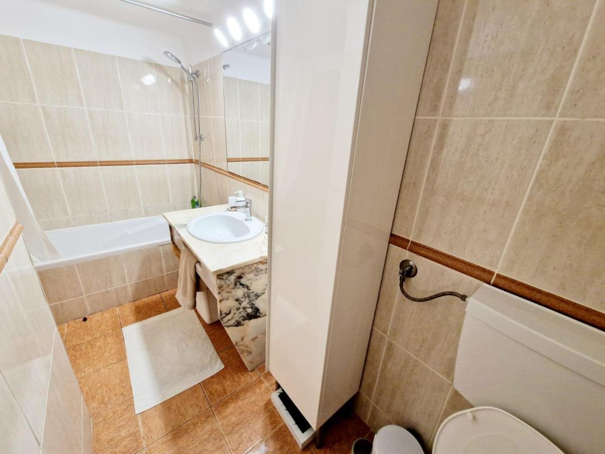 Zarco - Cosy In Vilamoura With A Balcony With View To The 2 Swimming Pools - Near The & The Marina Appartement *